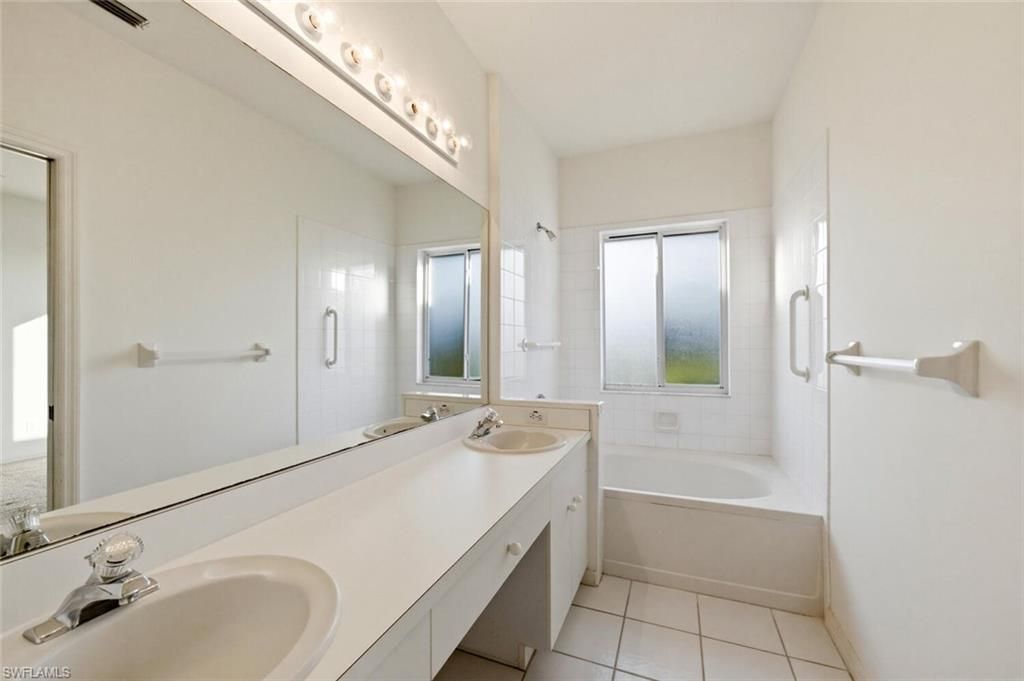 9490 Village View Blvd, Bonita Springs, FL 34135 Photo