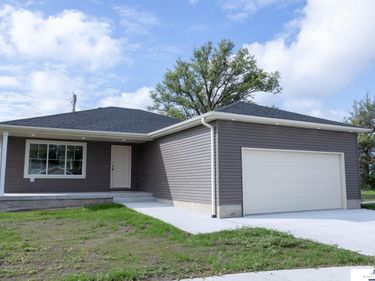 141 Bronco Circle, Utica, NE 68456
