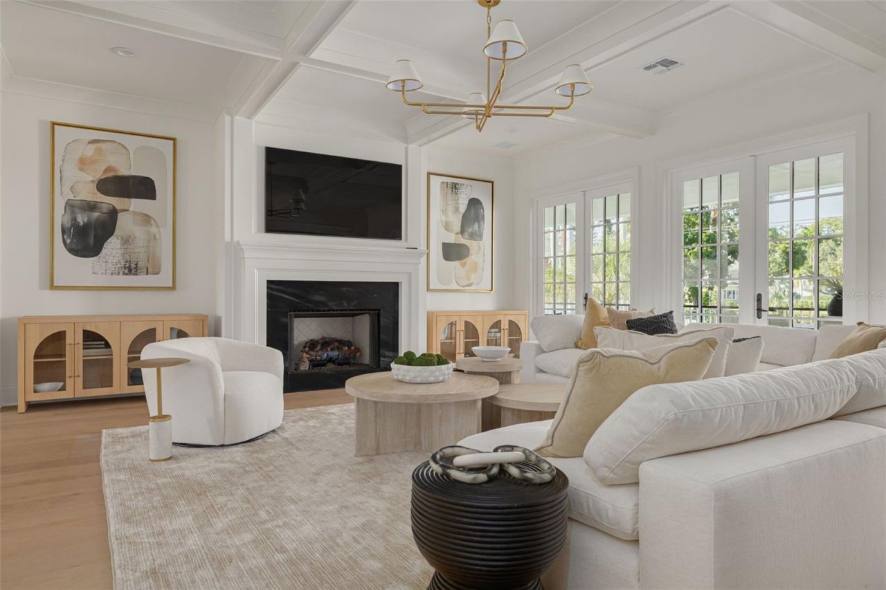 705 17th Avenue Ne, Saint Petersburg, FL 33704 Photo