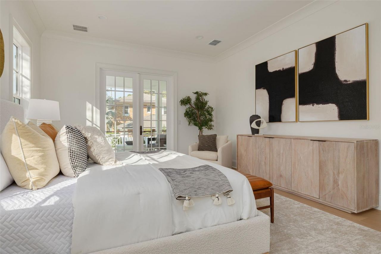 705 17th Avenue Ne, Saint Petersburg, FL 33704 Photo