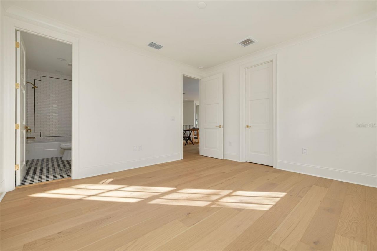 705 17th Avenue Ne, Saint Petersburg, FL 33704 Photo