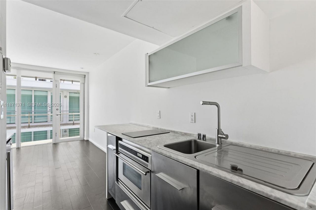 1601 West Ave, Unit 210, Miami Beach, FL 33139 Photo