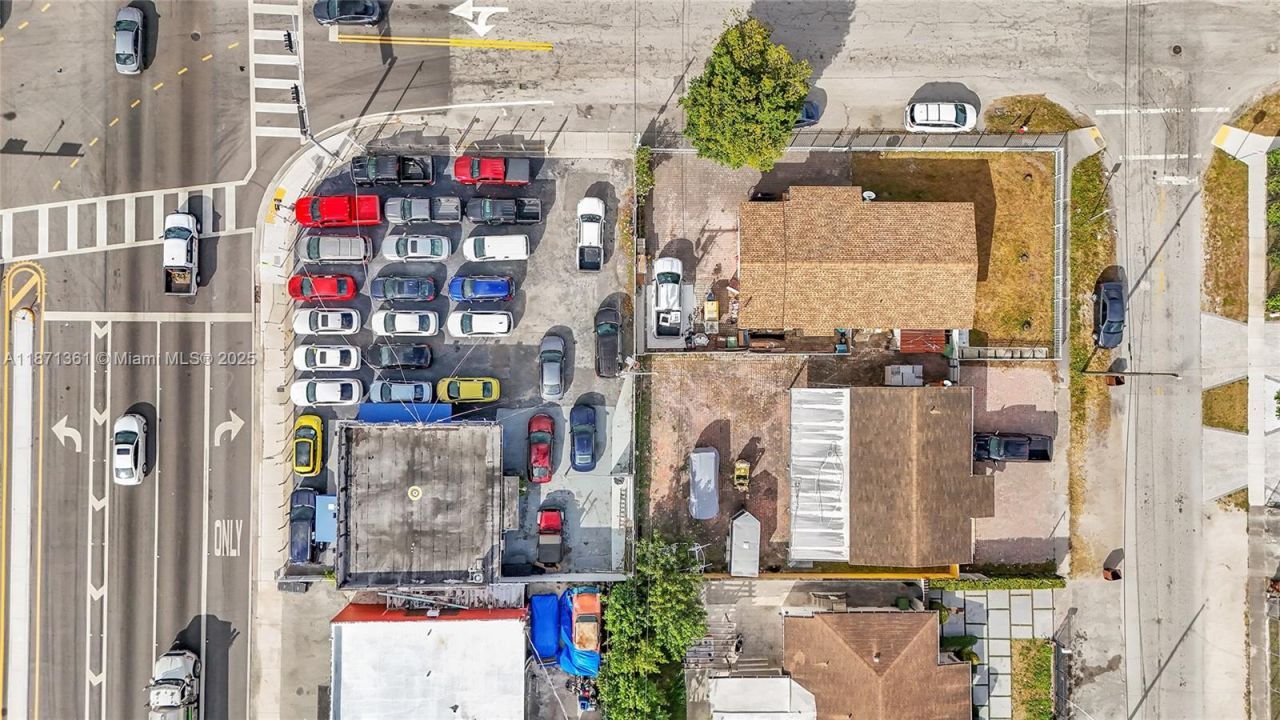 4265 E 8th Ave, Hialeah, FL 33013 Photo