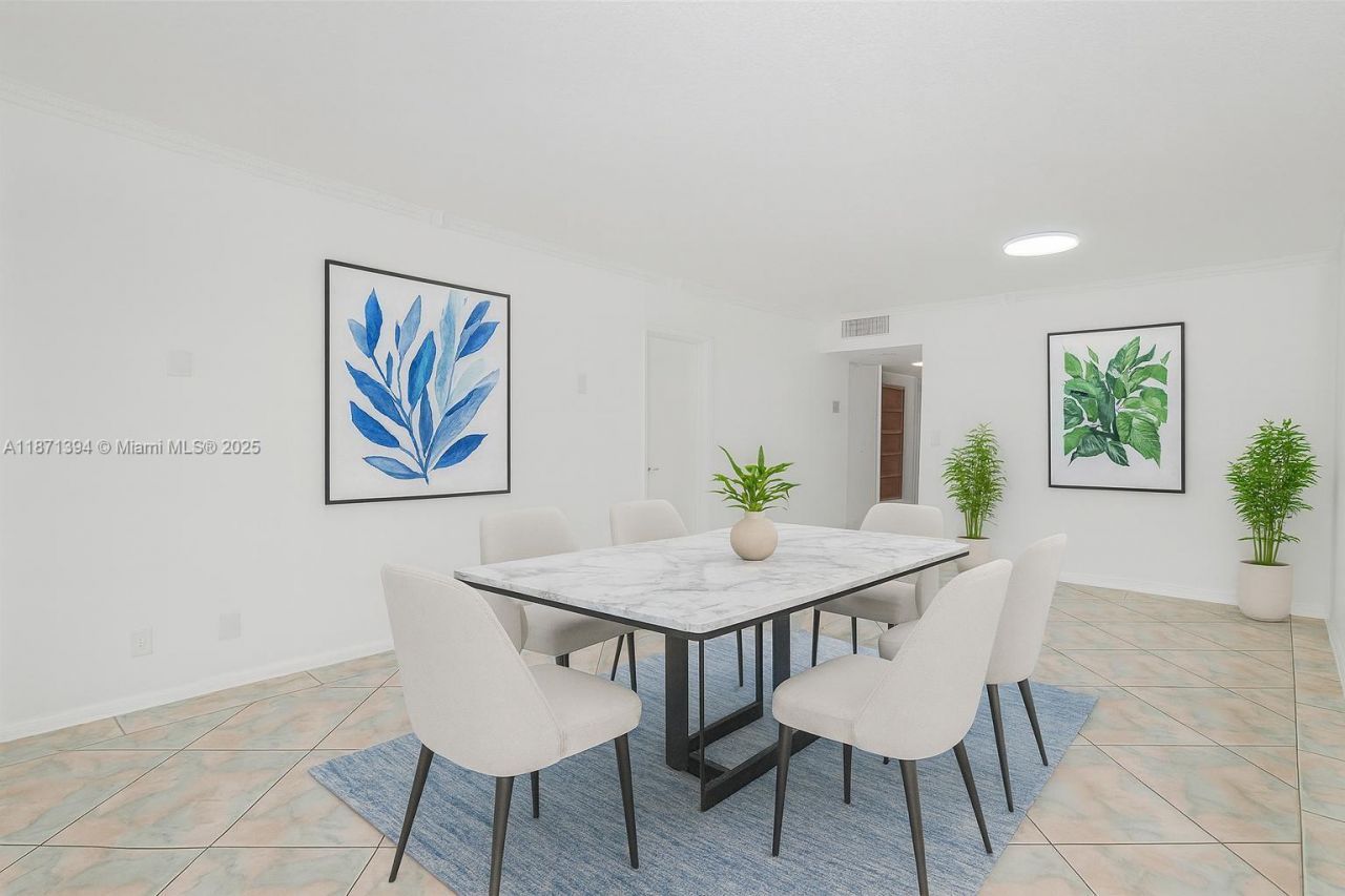 3181 S Ocean Dr, Unit 302, Hallandale Beach, FL 33009 Photo