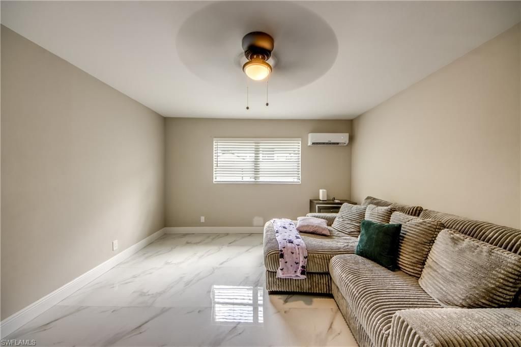 2544 1st St , Unit 107, Fort Myers, FL 33901 Photo