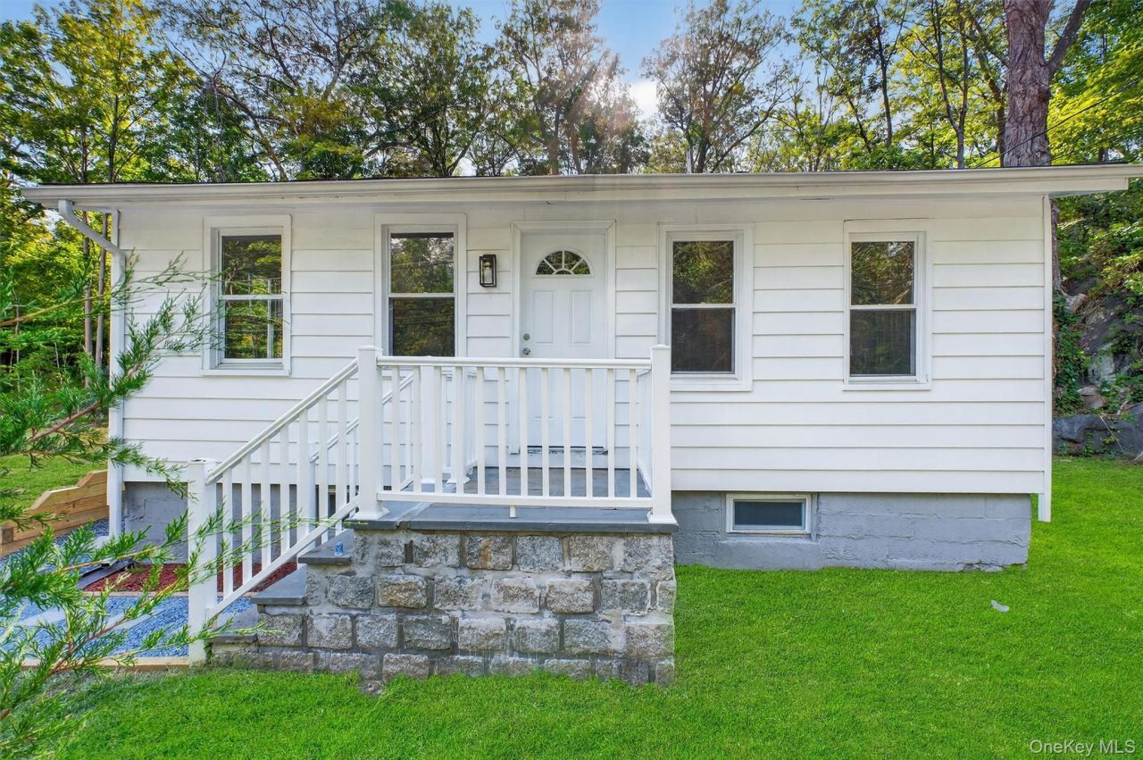 2091 Maple Avenue, Cortlandt Manor, NY 10567 Main Photo