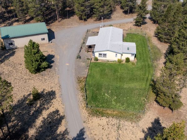 16115 Del Pino Drive, La Pine, OR 97739