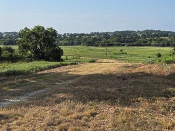 55 AC Starr Mann, Saint Jo, TX 76265