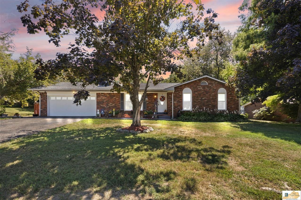 130 Bradley Trail, Elizabethtown, KY 42701 Main Photo