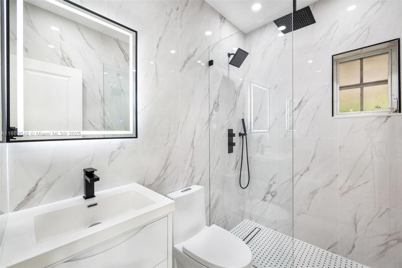 820 Lorca St, Coral Gables, FL 33134 Photo