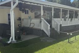 613-618 5th Ave. S photo 4