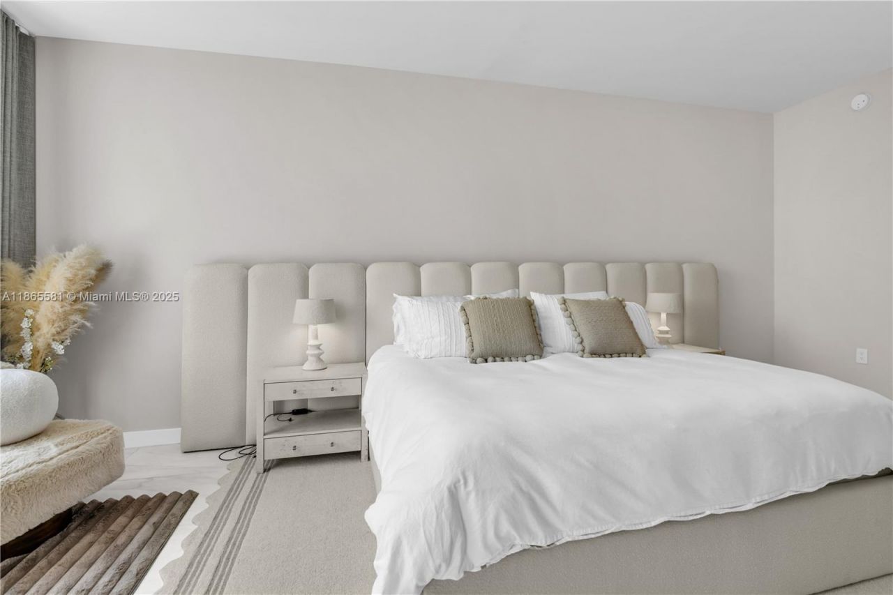 220 SE Mizner Blvd, Unit 414, Boca Raton, FL 33432 Photo