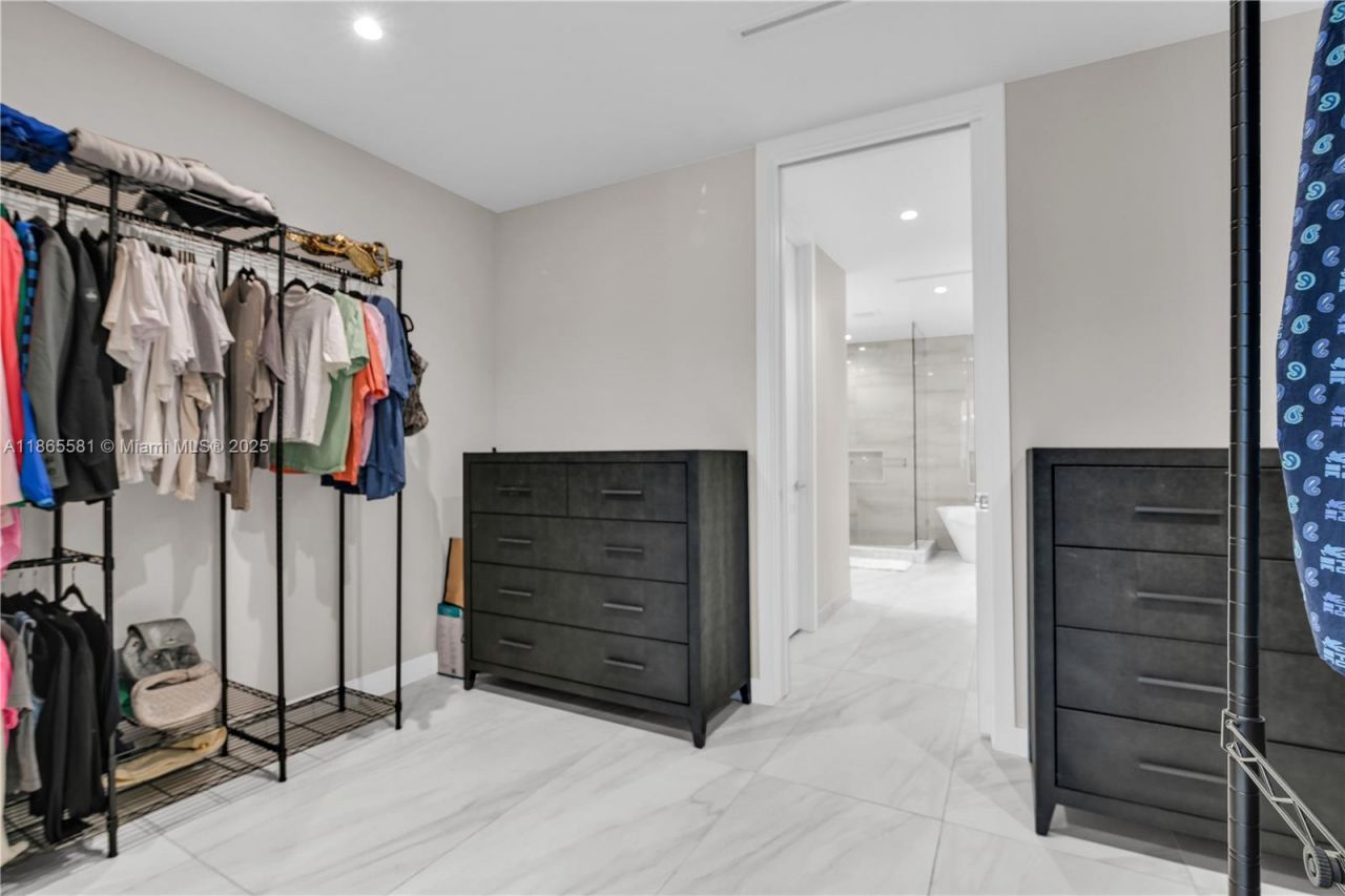 220 SE Mizner Blvd, Unit 414, Boca Raton, FL 33432 Photo