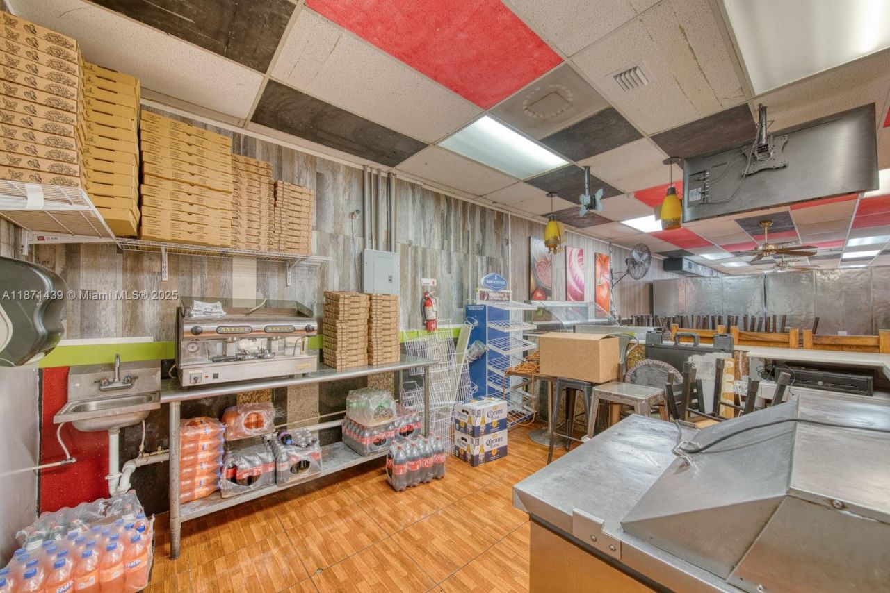 Turn-key Restaurant For Sale High Traffic Hialeah, Hialeah, FL 33010 Photo