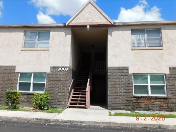 9009 WESTCHESTER CIRCLE, Unit B-18, TAMPA, FL 33604
