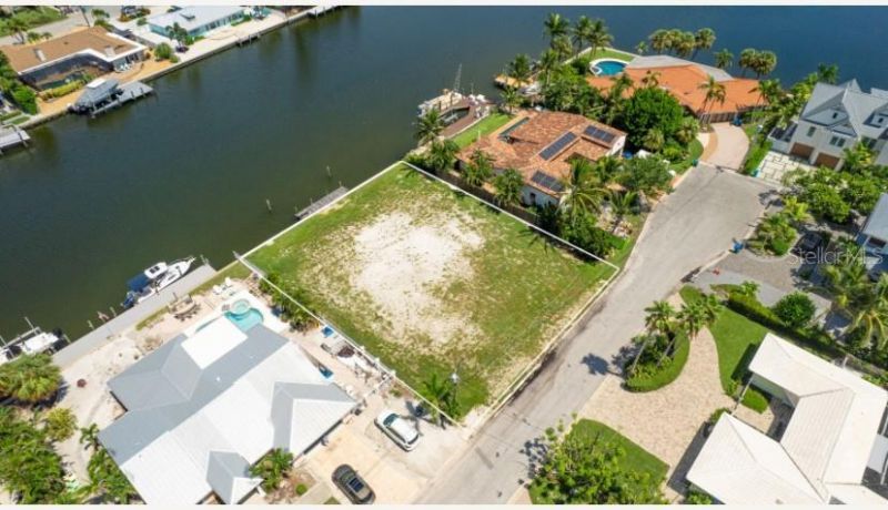 538 67th Street, Holmes Beach, FL 34217 Photo