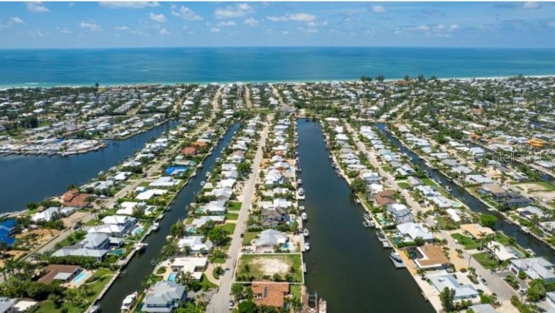 538 67th Street, Holmes Beach, FL 34217 Photo