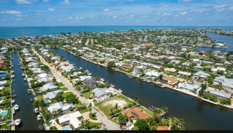 538 67th Street, Holmes Beach, FL 34217 Photo