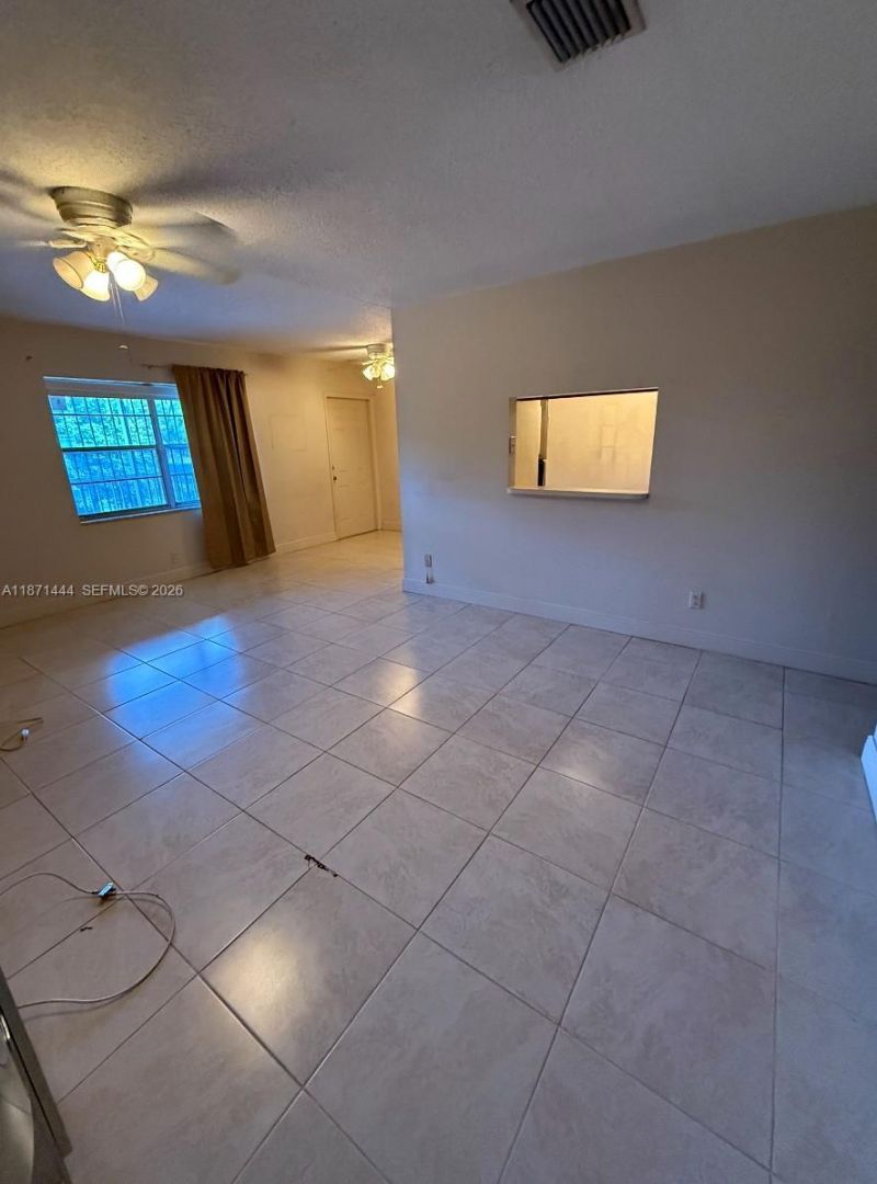 2905 Pierce St, Unit 17, Hollywood, FL 33020 Photo