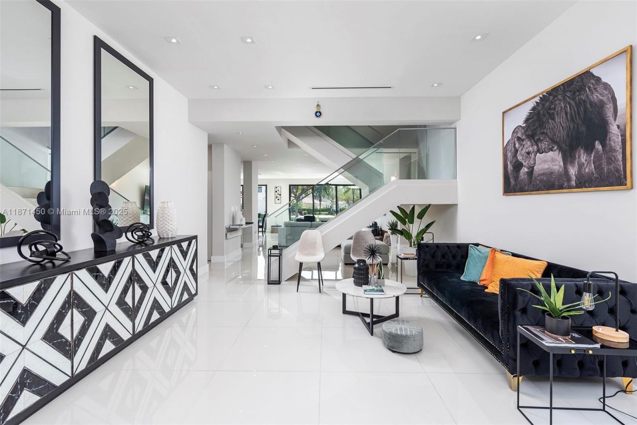 850 Washington St, Hollywood, FL 33019 Photo