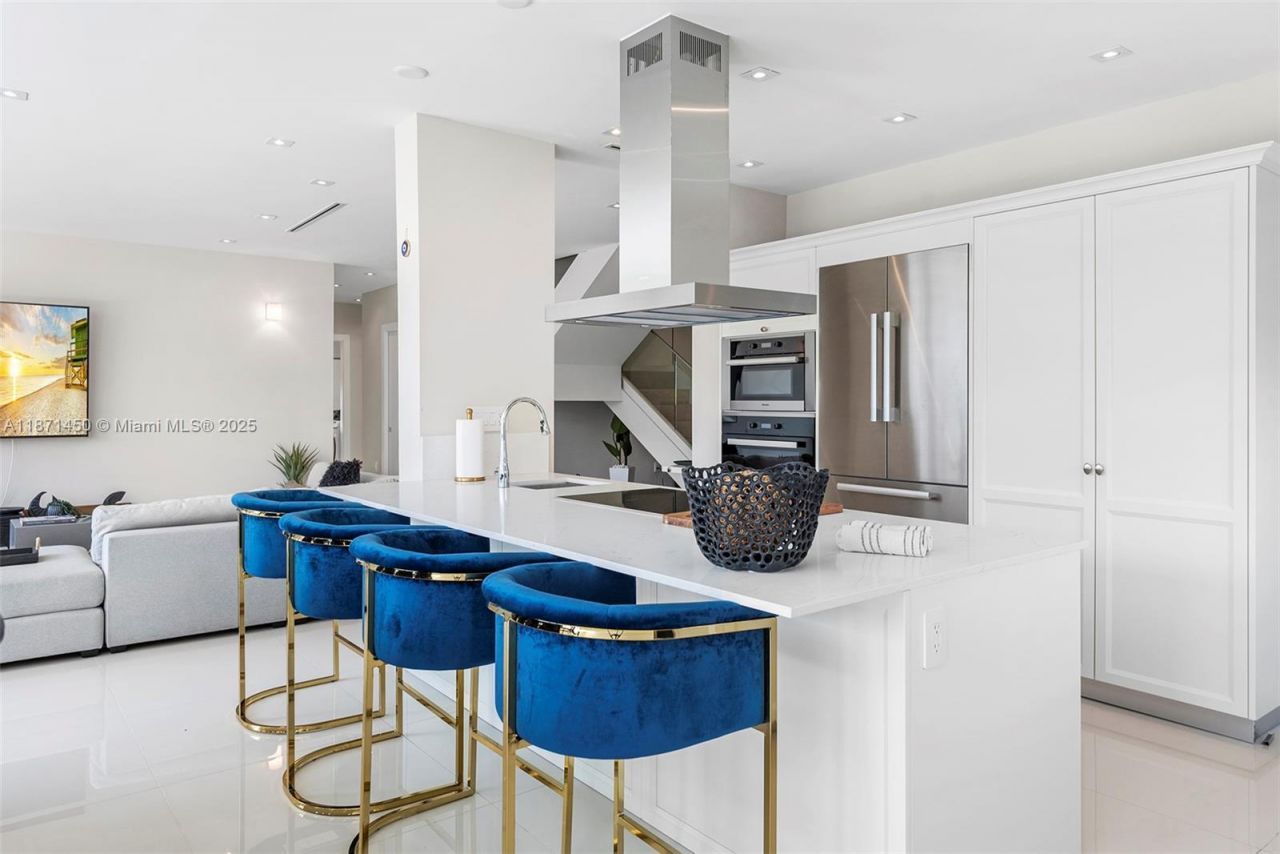 850 Washington St, Hollywood, FL 33019 Photo