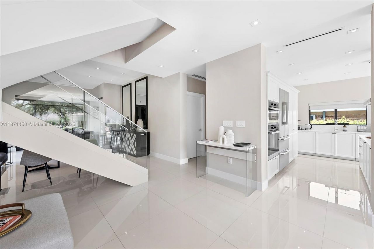 850 Washington St, Hollywood, FL 33019 Photo