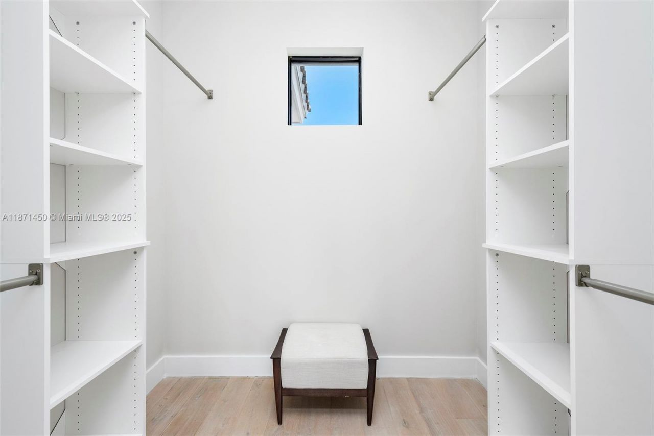 850 Washington St, Hollywood, FL 33019 Photo