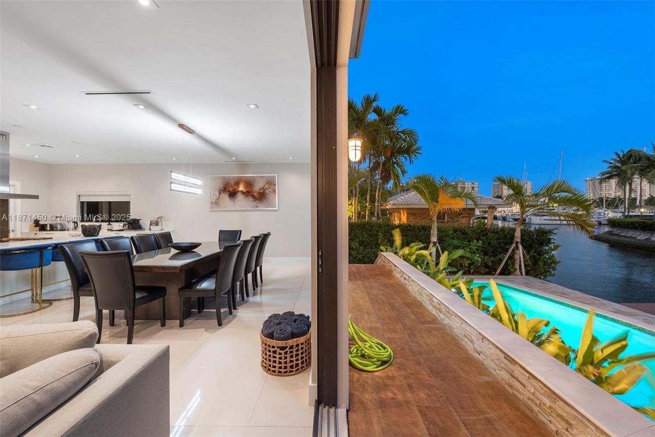 850 Washington St, Hollywood, FL 33019 Photo