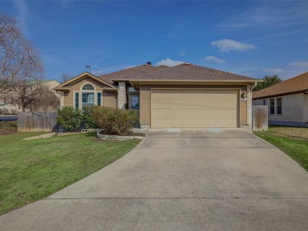 1601 Windy Park DR, Round Rock, TX 78664