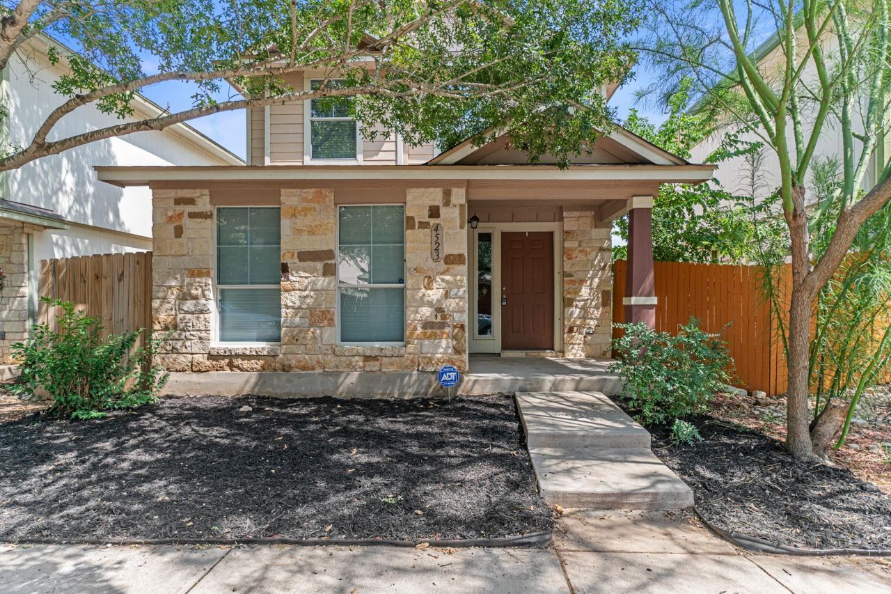 4523 Felicity Ln, Austin, TX 78725 Main Photo