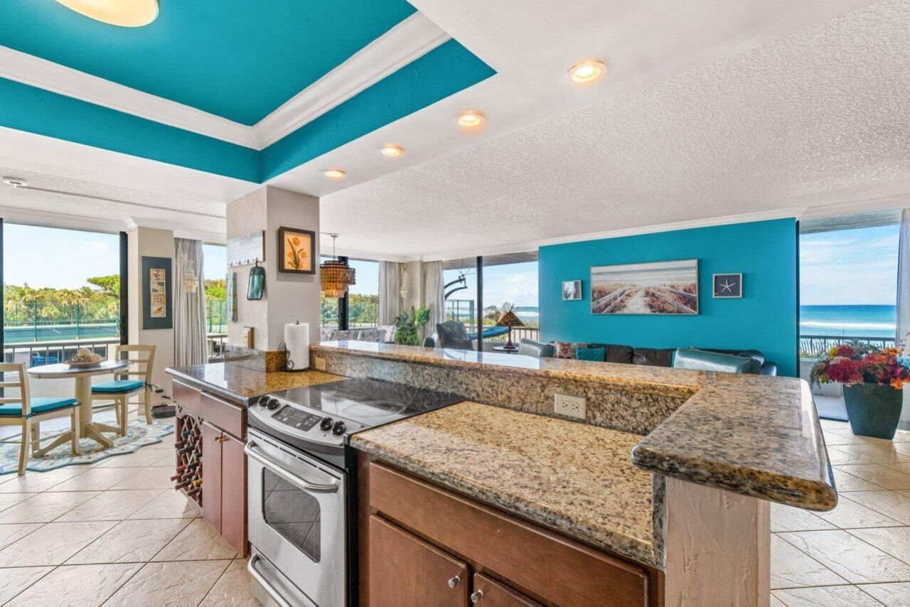 5540 N Ocean Drive, Unit 1c, Singer Island, FL 33404 Photo