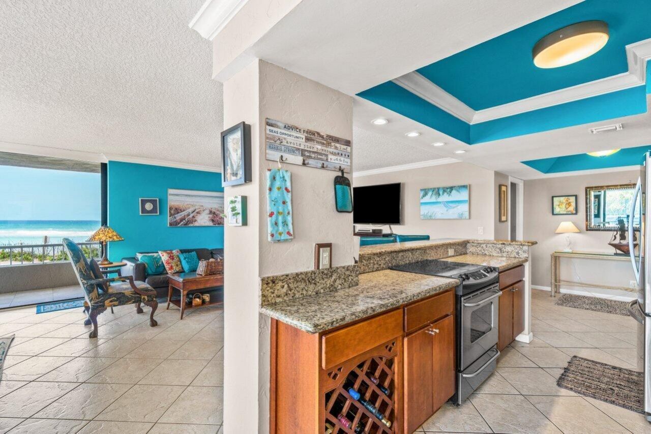 5540 N Ocean Drive, Unit 1c, Singer Island, FL 33404 Photo