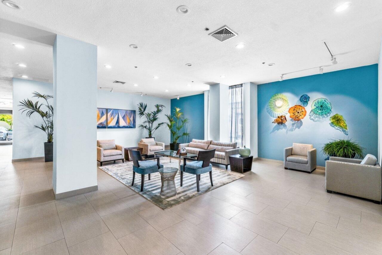 5540 N Ocean Drive, Unit 1c, Singer Island, FL 33404 Photo