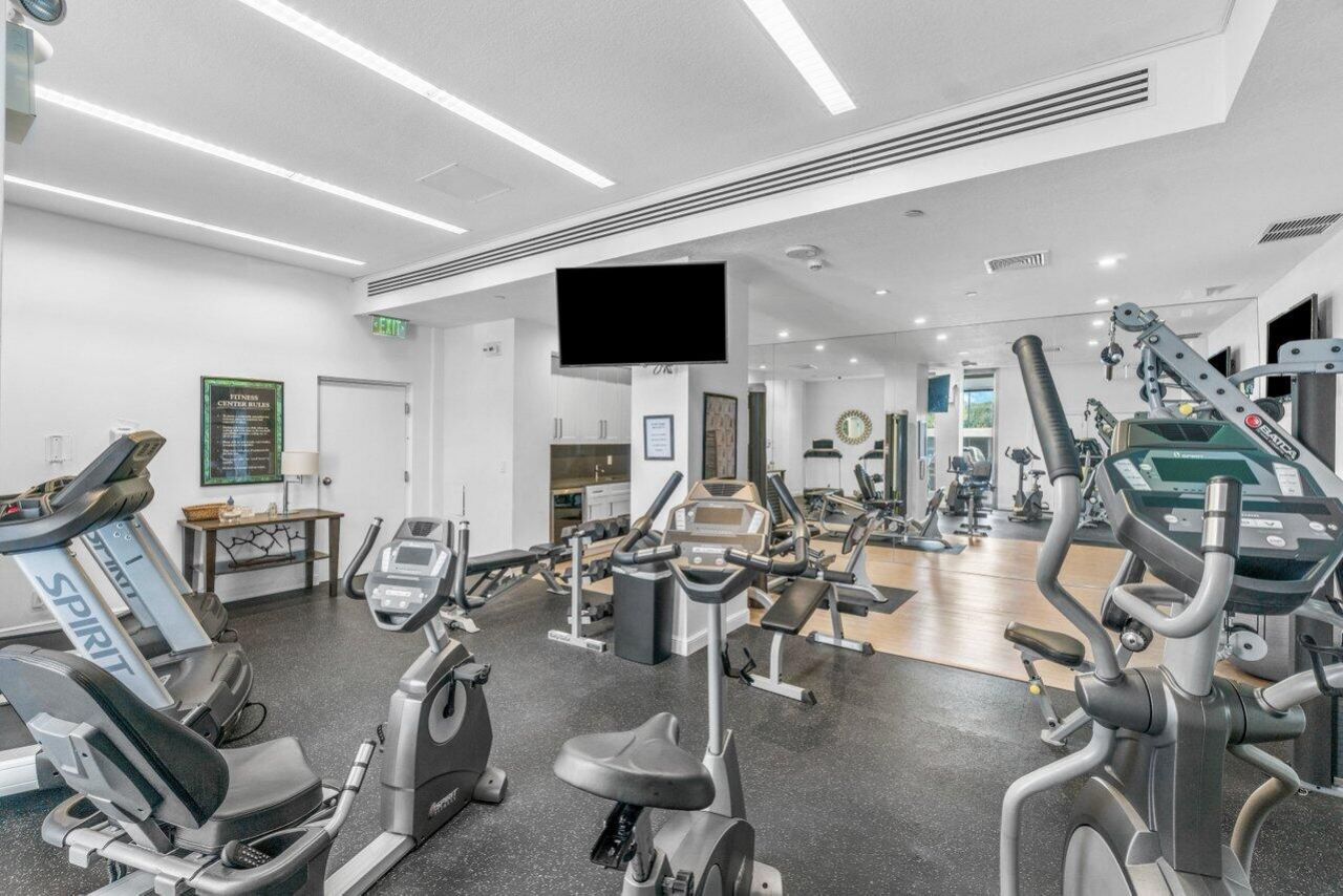 5540 N Ocean Drive, Unit 1c, Singer Island, FL 33404 Photo