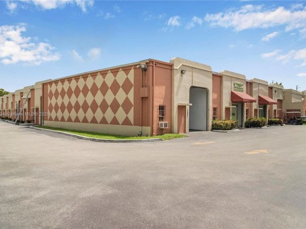 12300 SW 117 CT, Miami, FL 33186