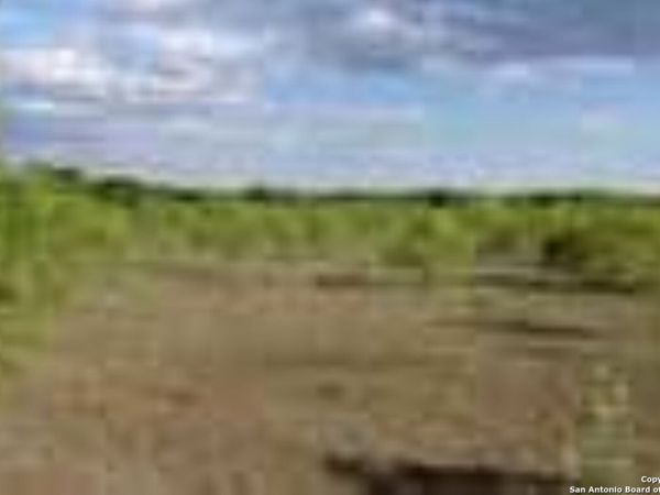 245 County Road 356, Utopia, TX 78884