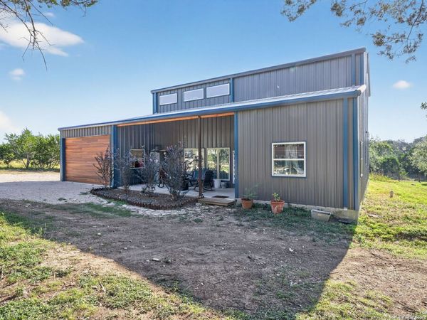 1081 English Hollow, Bandera, TX 78003
