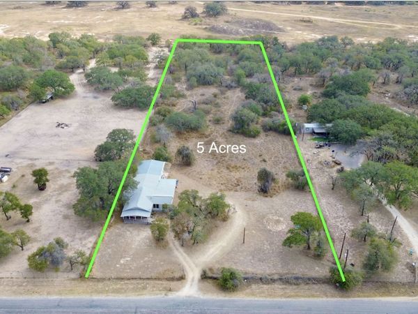 2067 Palo Alto, Von Ormy, TX 78073