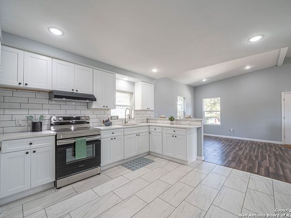 474 Ridgehaven Street, Canyon Lake, TX 78133