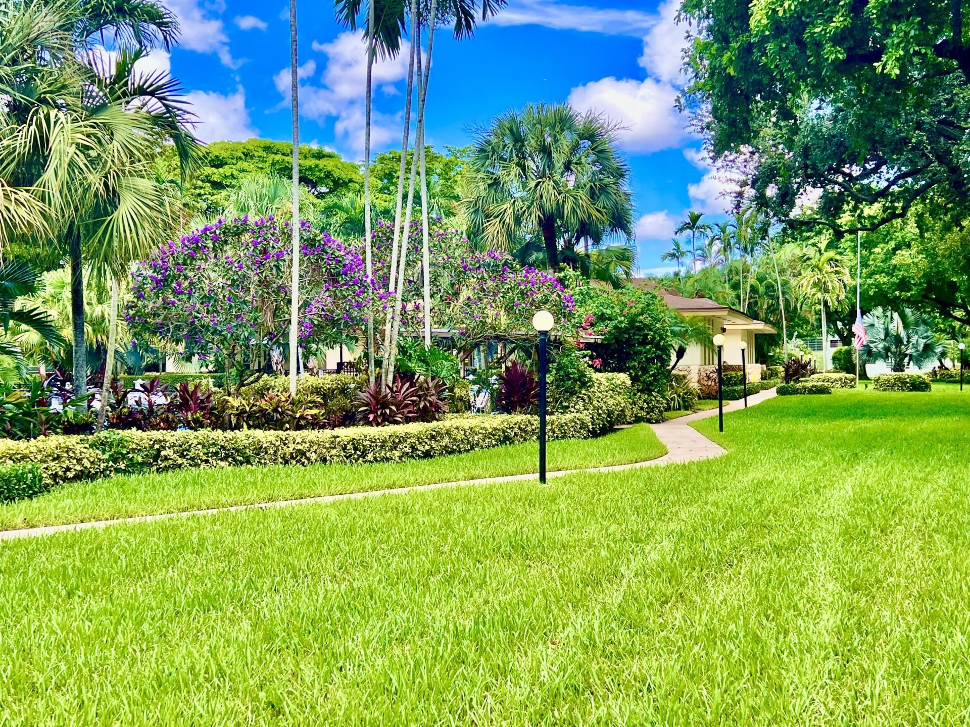 5121 W Oakland Park Boulevard, Unit 311, Lauderdale Lakes, FL 33313 Photo