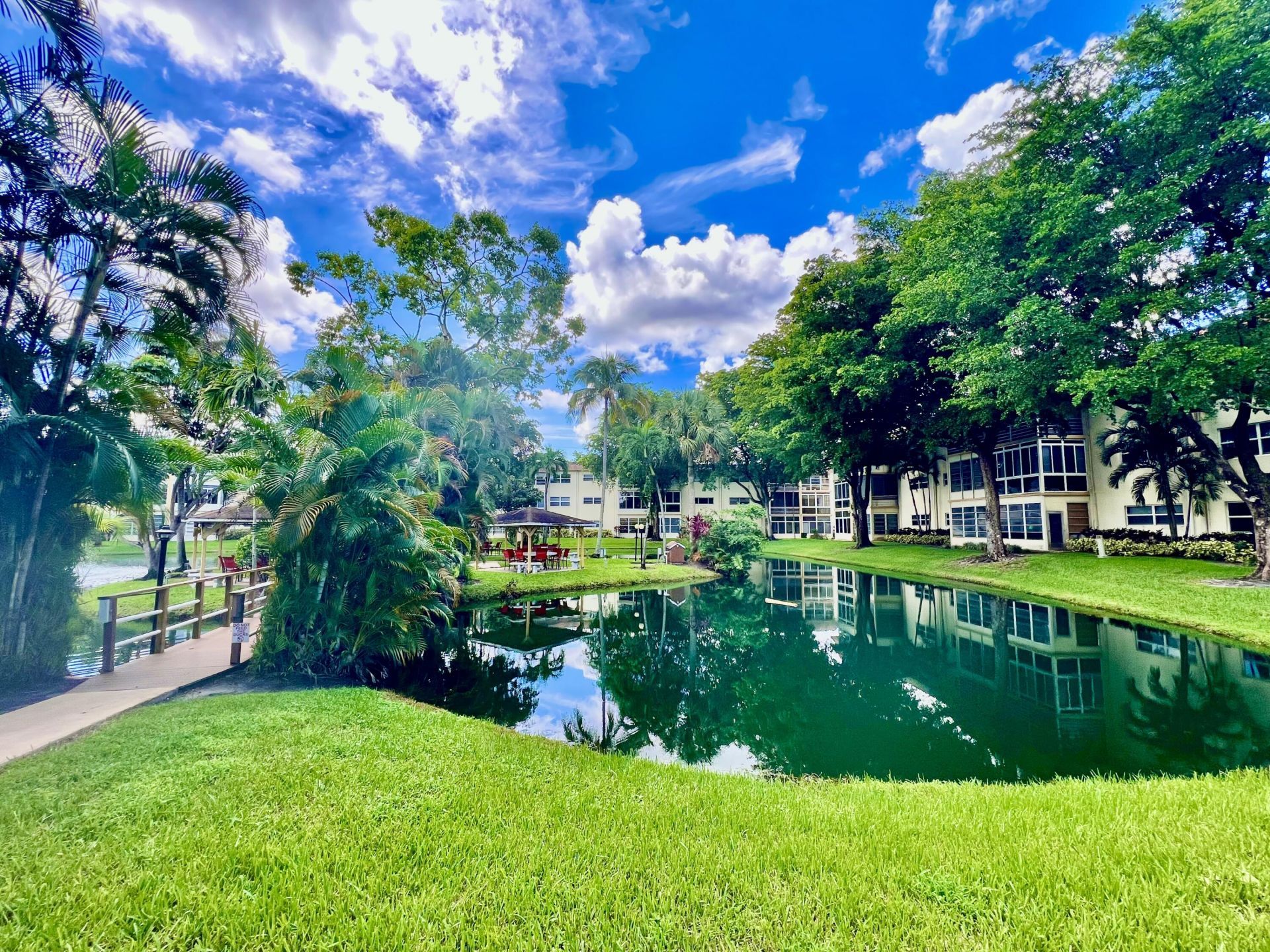 5121 W Oakland Park Boulevard, Unit 311, Lauderdale Lakes, FL 33313 Photo