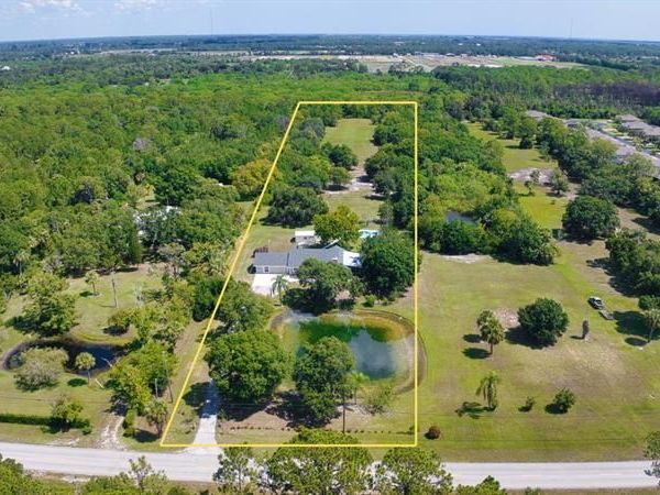 6080 65th St, Vero Beach, FL 32967