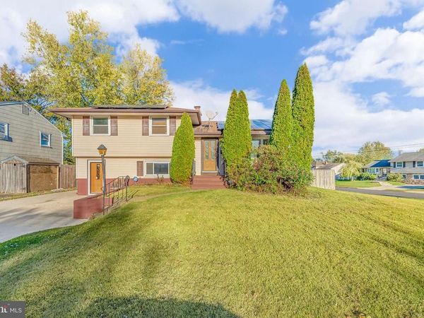 531 ESTELLE AVENUE, BLACKWOOD, NJ 08012