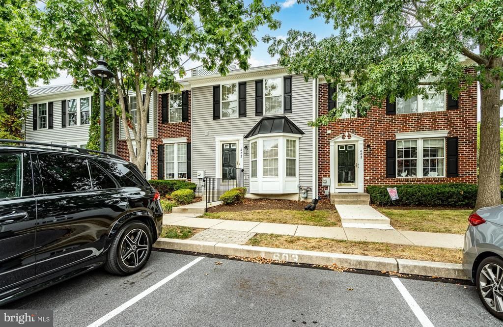 603 Coach Hill Court, West Chester, PA 19380 Main Photo