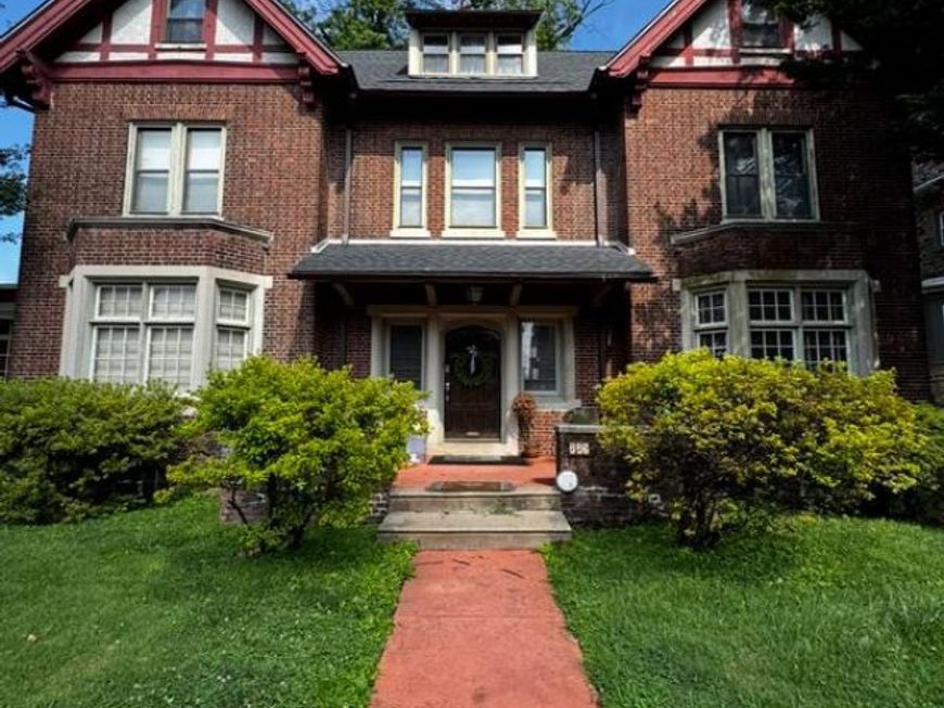 725 E Vernon Road, Philadelphia, PA 19119 Main Photo