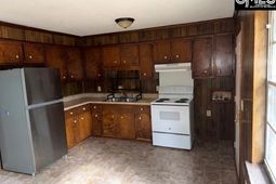 1916 Capitol View Road photo 4