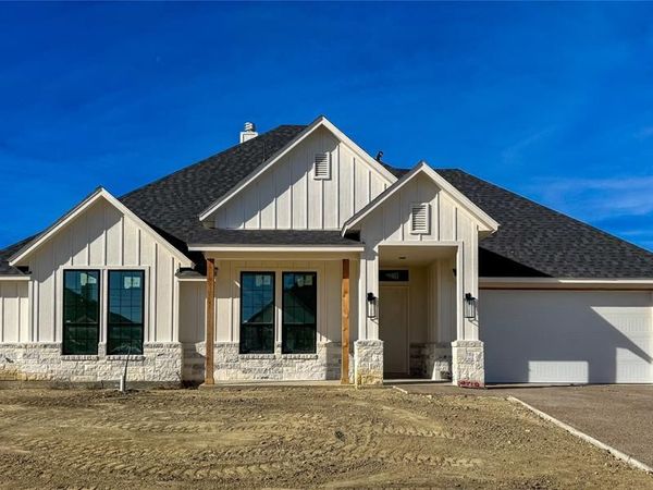 6926 Trail Rock Drive, Benbrook, TX 76126