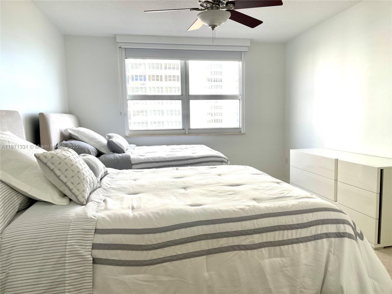 2080 S Ocean Dr, Unit 604, Hallandale Beach, FL 33009 Photo