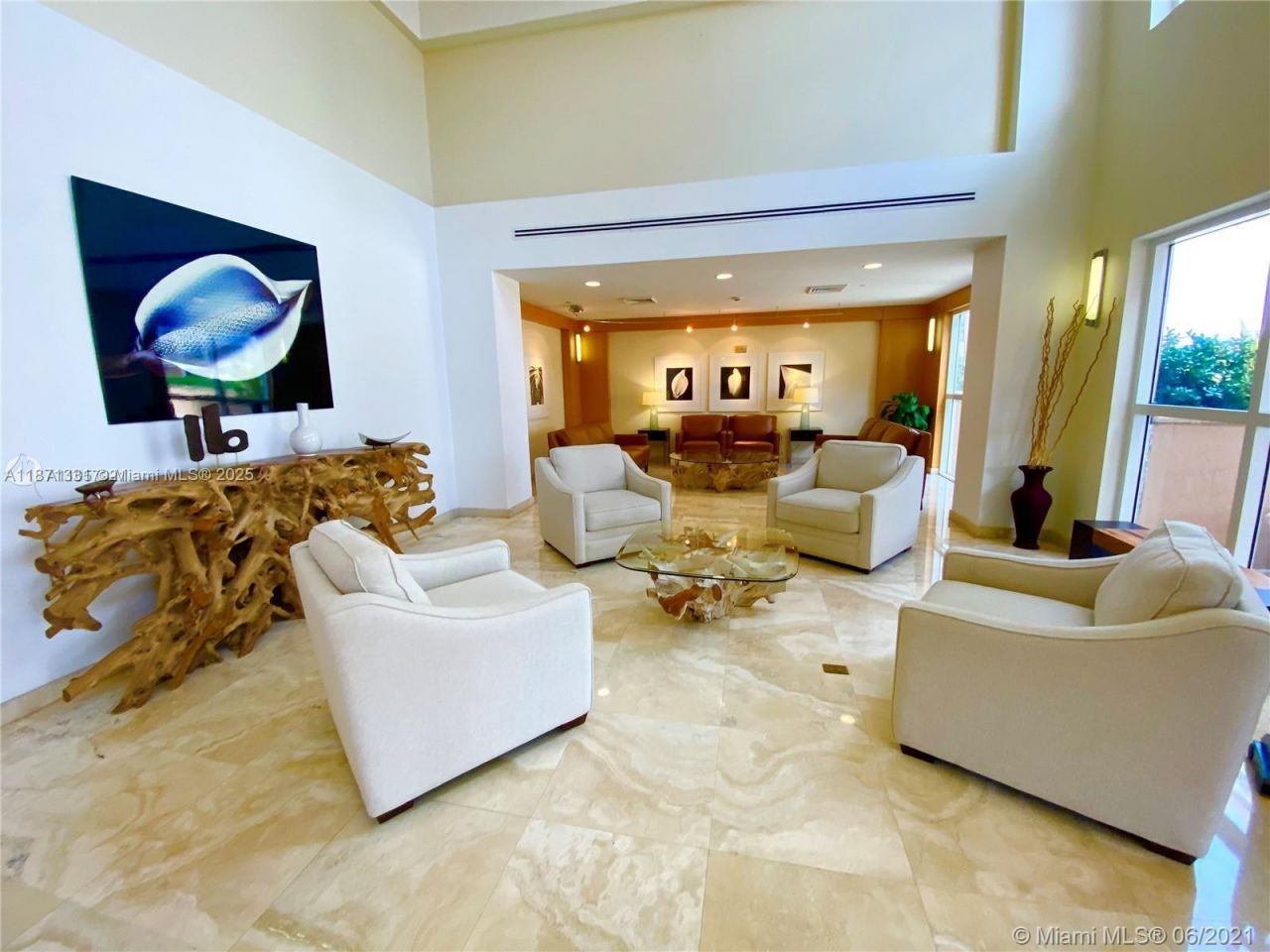 2080 S Ocean Dr, Unit 604, Hallandale Beach, FL 33009 Photo