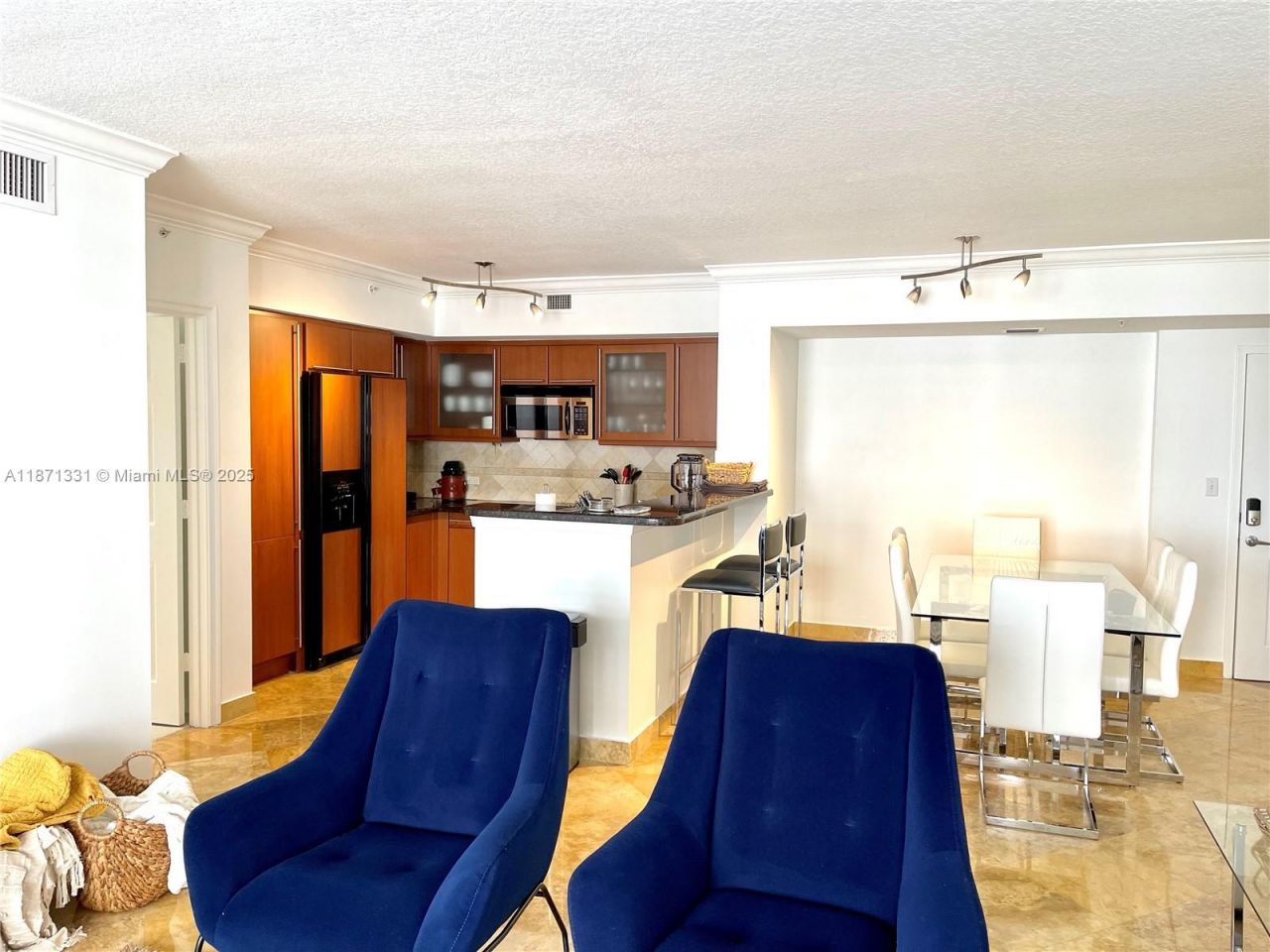 2080 S Ocean Dr, Unit 604, Hallandale Beach, FL 33009 Photo